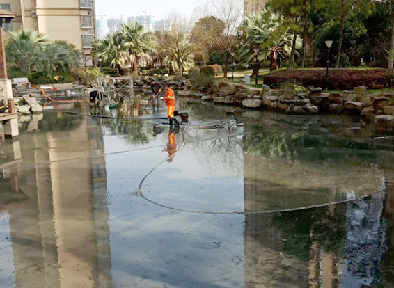 孝昌景观池淤泥清理