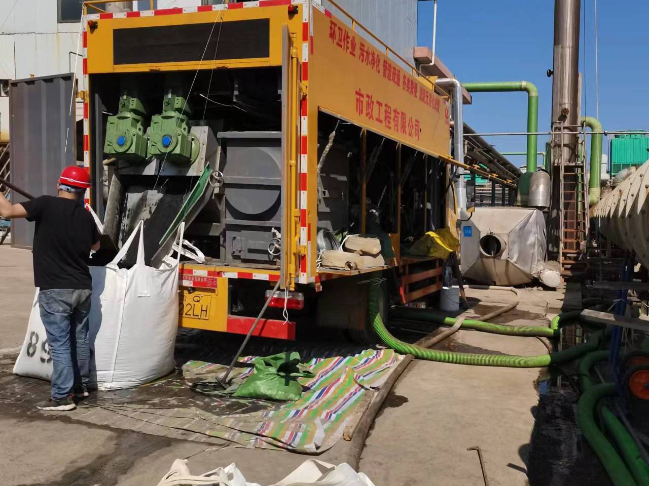 孝昌淤泥压干处理